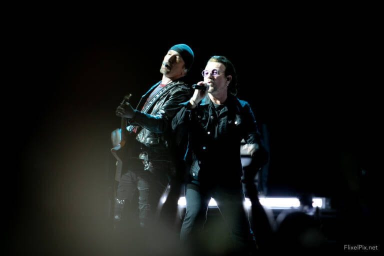 U2 in Belfast - FlixelPix