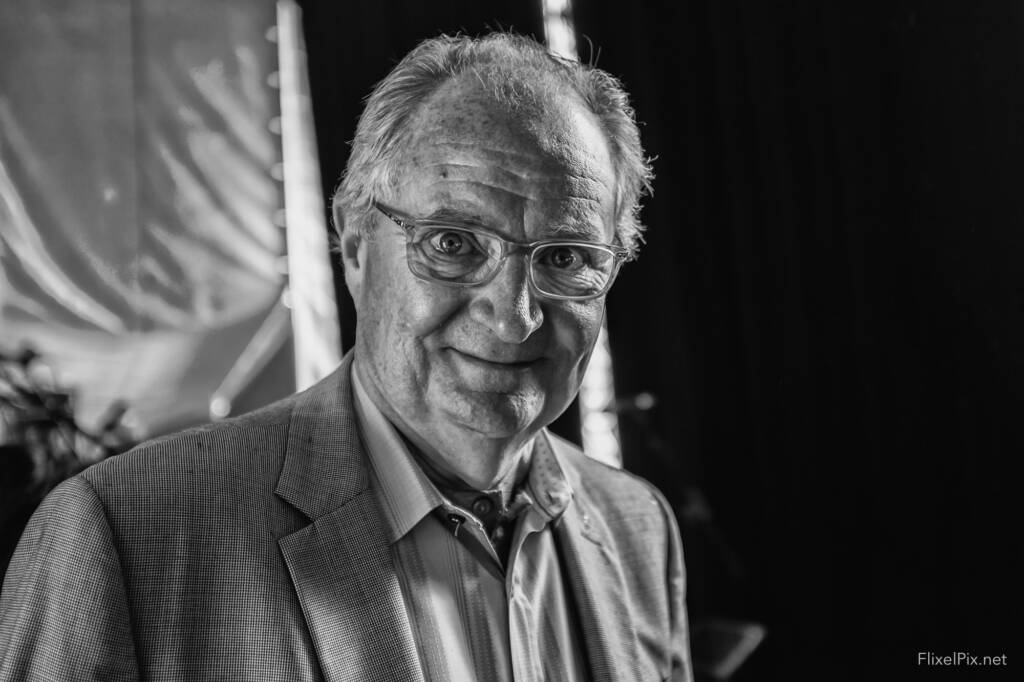 Jim Broadbent, portrait, X100 camera