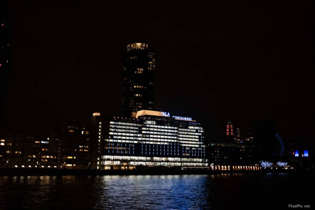 The Fujifilm X100VI Perfect for Documenting London 2 FlixelPix X100VI London