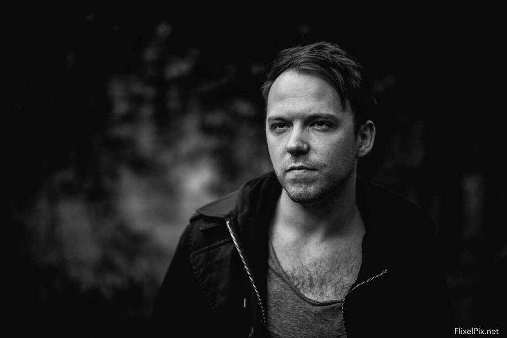 The Fujifilm 56mm Lens Review 1 Peter J McCauley, Rams Pocket Radio Fujifilm 56mm lens review.